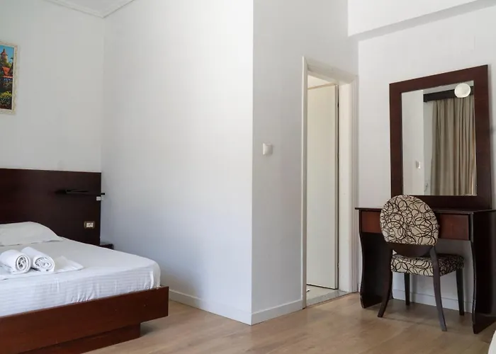 Ξενοδοχείο Sunny Days